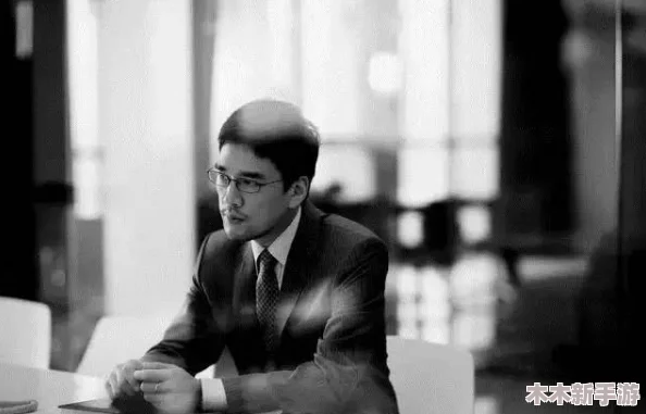 男人的伸到坤坤：探讨男性在家庭中扮演的角色和影响力